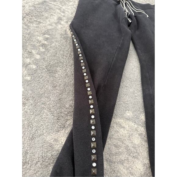 Y2K 2000s VS Pink Low Rise Black Cropped Sweatpants Joggers Butt Logo Studded S - Picture 5 of 12